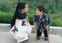 双拐小姐姐单拐小姐姐残疾,残疾小姐姐的生活挑战与自强风采